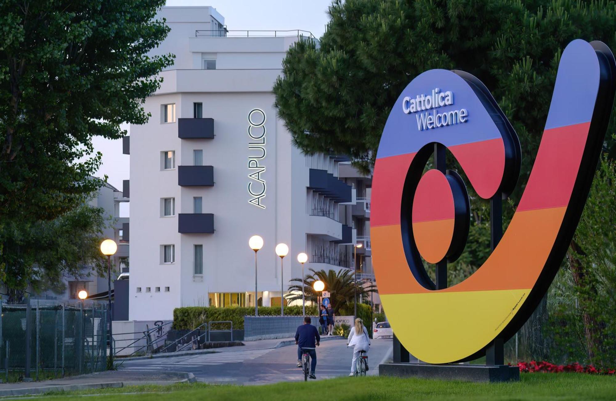 Acapulco Hotel Cattolica Buitenkant foto